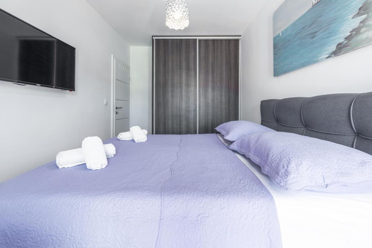 Ana & Mia Appartement *
